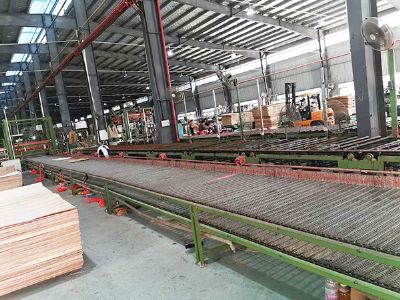 �t�⾀(xi��n)����(zh��n)��λ�L(zh��ng)�а����װ��Ű���b��(xi��n)